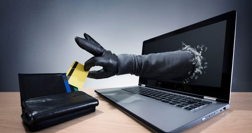 Online Shopping Fraud: Problem For Merchants & Customers