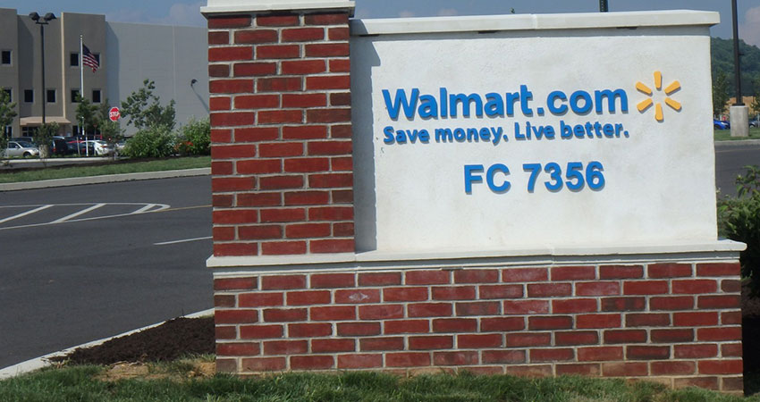 Walmart sign