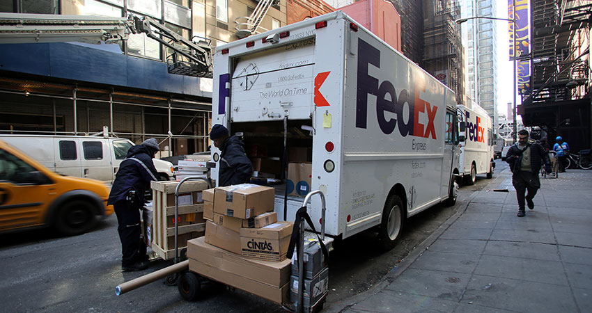 FedEx ground stepvan