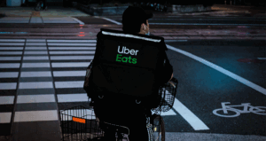 Uber Eats cyclist delivery location tracking feature